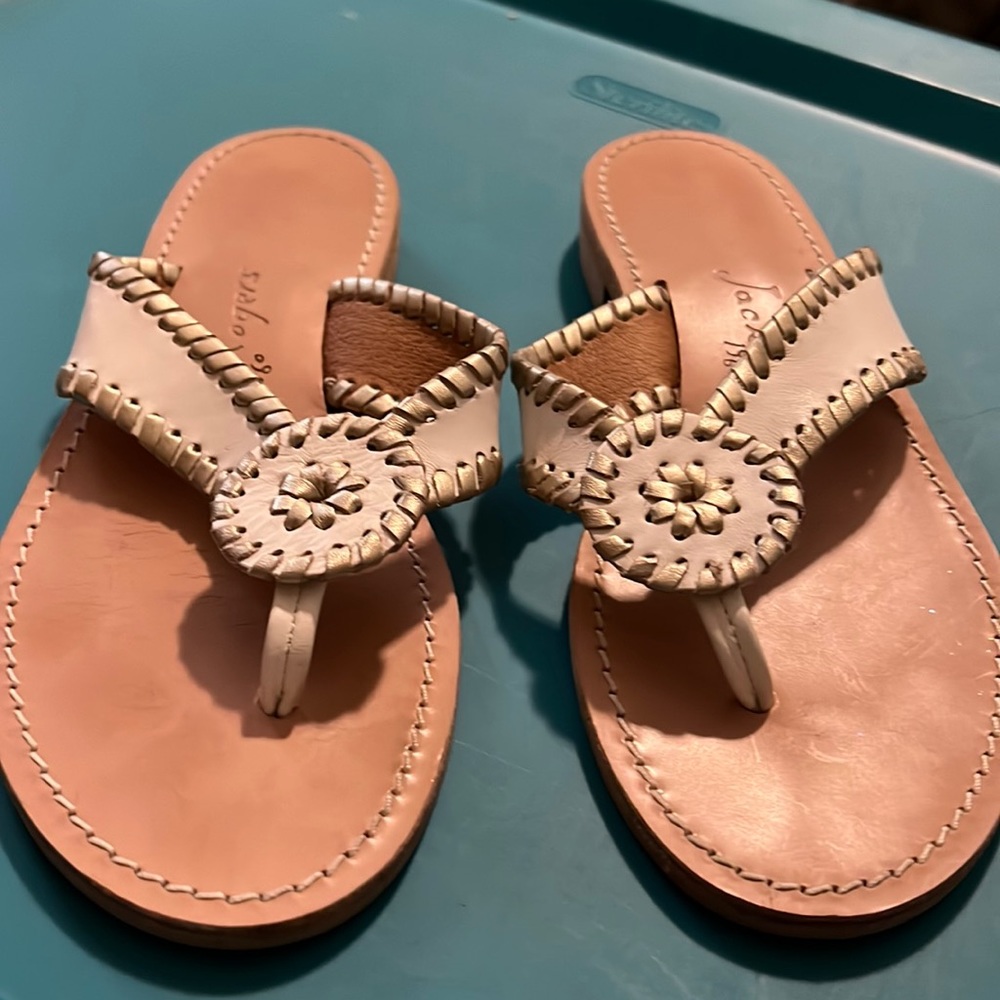 Jack Rogers thong sandals